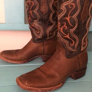 Quincy Brown red Leather embroidered square toe roper boots size 7 fits 7.5